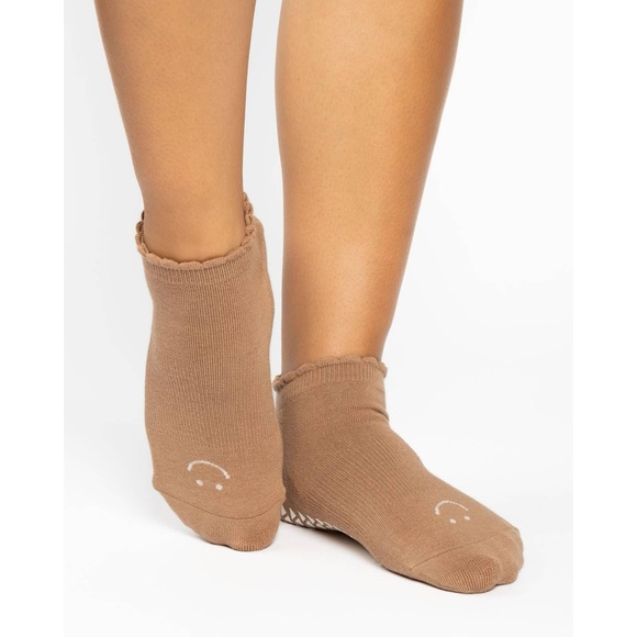 Tan Barre Pilates Yoga Grip Socks - Picture 1 of 5